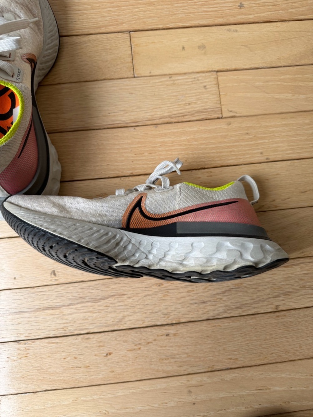 Nike React Infinity Run Flyknitn Size 7 - Picture 3 of 9